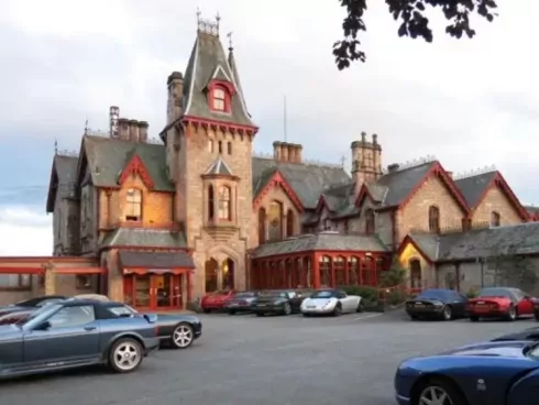 Dundarach Hotel - Vooraanzicht