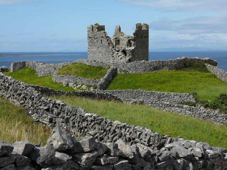 O'Brien Castle op Inisheer Island